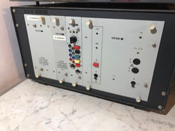 BRG TR401 URH rádió adó-vevő képe - BRG URH kézirádió termékcsalád tagja, szintézeres EPROM vezérelt készülék, magyar ipari termék