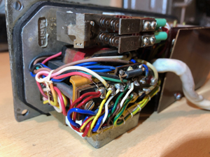 BRG 12-24/24 inverteres tápegység, BRG FM10-164 és BRG FM10-166 adó vevőhöz