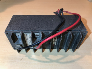 BRG 12-24/24 inverteres tápegység, BRG FM10-164 és BRG FM10-166 adó vevőhöz