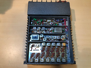 BRG FM10-164 mobil URH adó-vevő, teljesen tranzisztorizált, félvezetős, standard külső kezelős kivitel