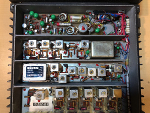 BRG FM10-164 mobil URH adó-vevő, teljesen tranzisztorizált, félvezetős, standard külső kezelős kivitel