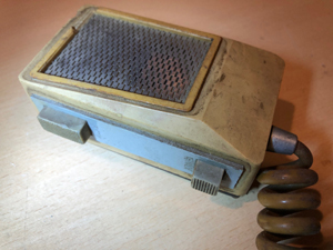 BRG MH-3 KEZELŐ, mikrofonhangszóró, mikrofon, kézi URH adó-vevőhöz, korai kivitel