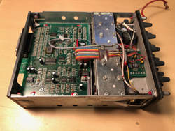 BRG TR331BTS szintézeres mobil URH adó-vevő készülék