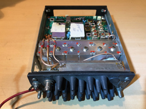 BRG VHE330 vonalhosszabbító URH adó-vevő egység, előfizetői állomás