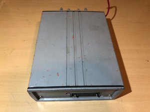 MultiCom Kft. által gyártott MCR2301 adó-vevő a BRG FM301 kiváltására