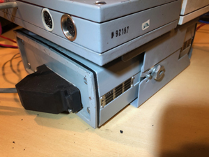 MultiCom Kft. által gyártott BM belügyminisztériumi ORFK MRKB-2 adó-vevő állomás